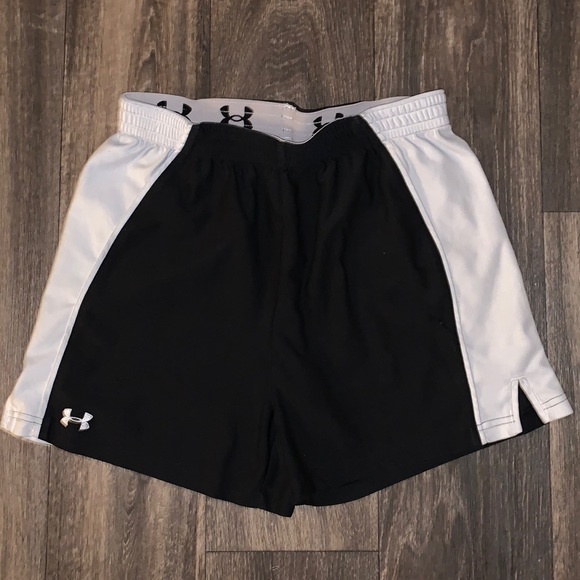 π Hurley Under Armor Medium Loose Heat Gear Workout Shorts π - Picture 2 of 3